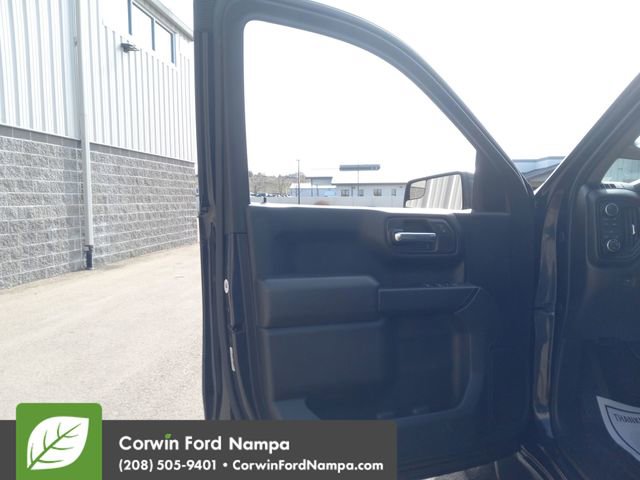 Used 2022 Chevrolet Silverado 1500 Custom image 10