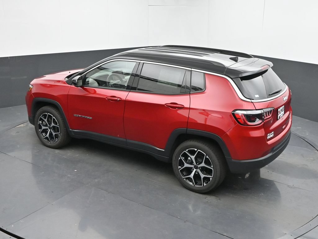 Used 2025 Jeep Compass Limited AWD/4WD image 40