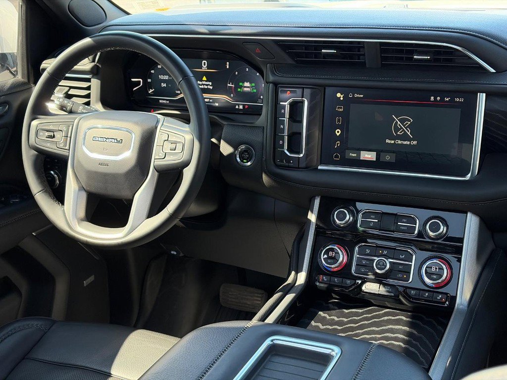 Used 2023 GMC Yukon Denali w/ LPO, Floor Liner Package image 13