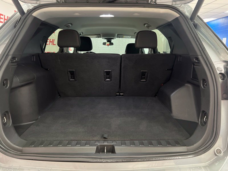 Used 2023 Chevrolet Equinox LT AWD/4WD image 8