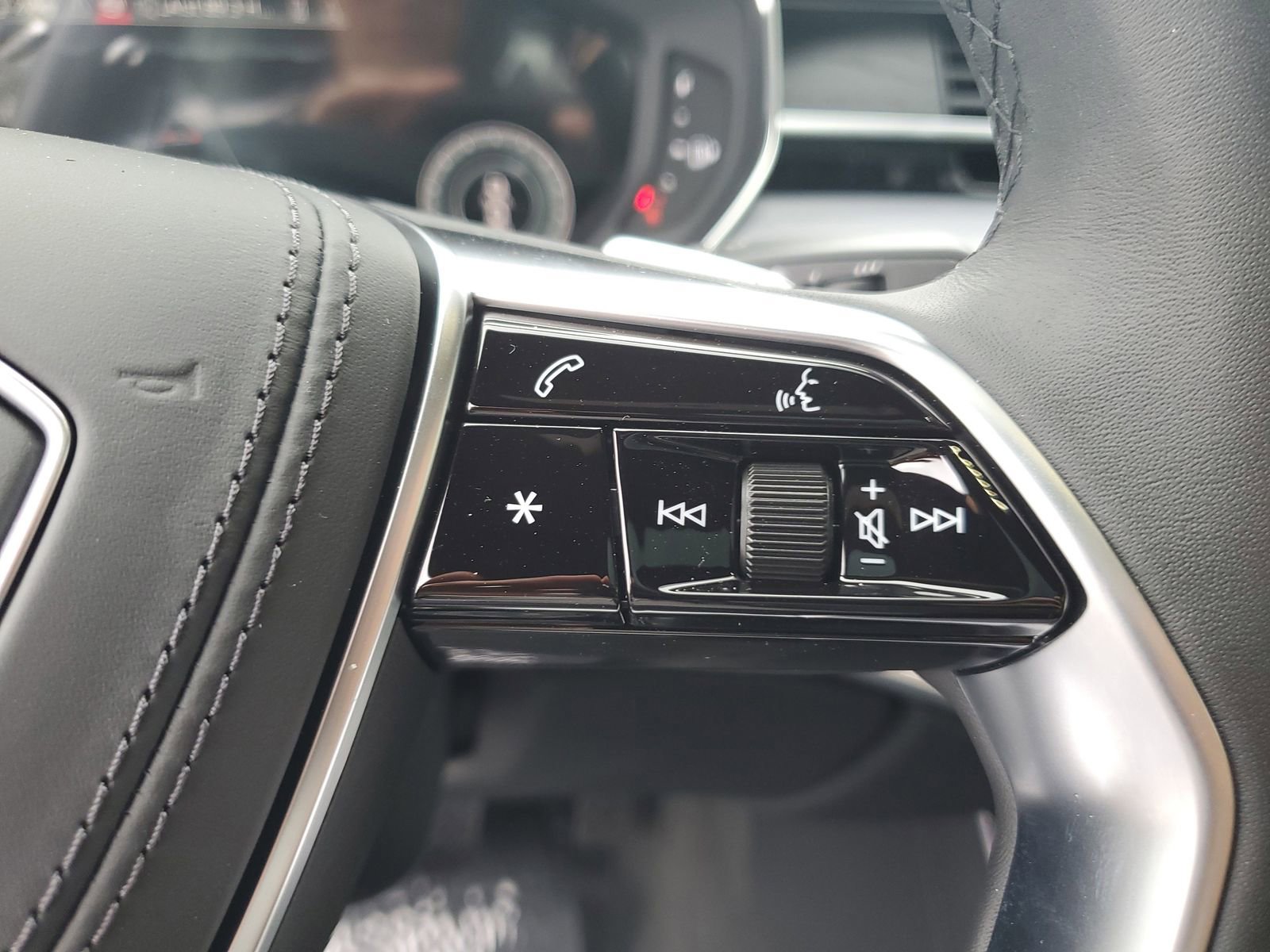 New 2026 Audi A8 L 3.0T AWD/4WD image 33
