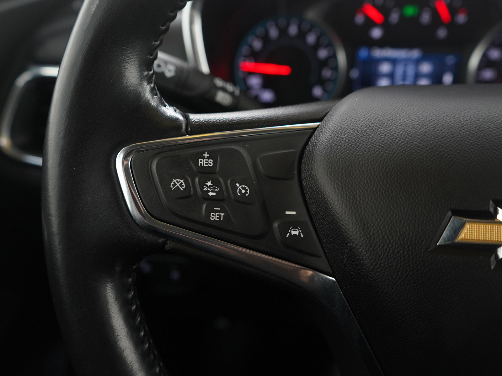 Used 2020 Chevrolet Equinox LT image 25