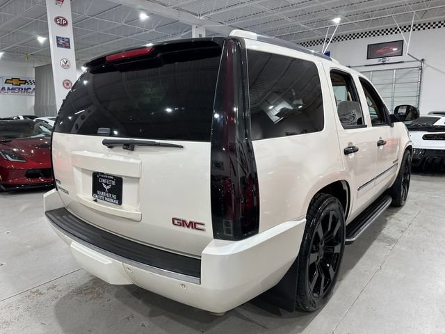 Used 2009 GMC Yukon Denali RWD image 6
