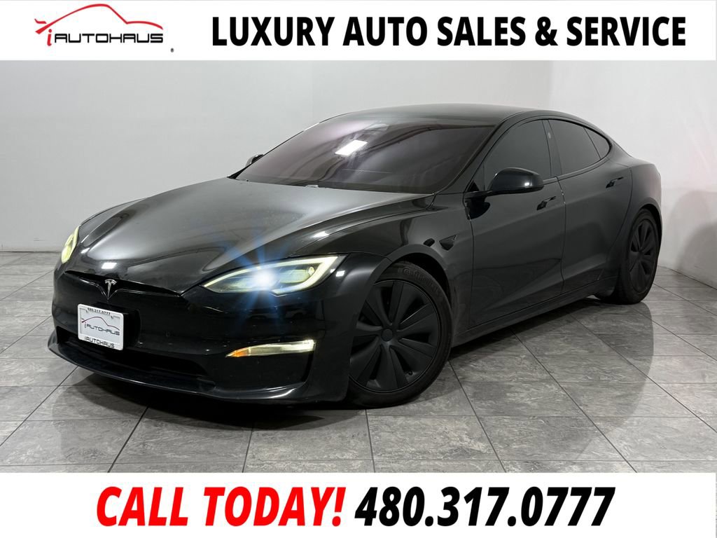 Used 2023 Tesla Model S image 1