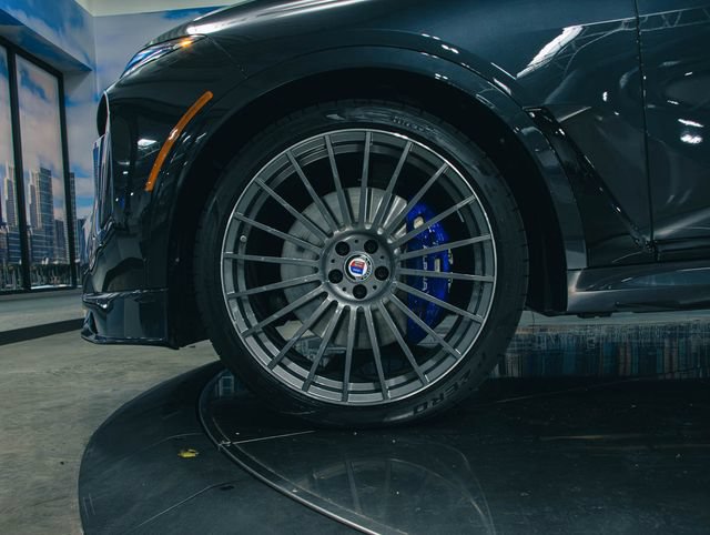New 2026 BMW ALPINA XB7 AWD/4WD image 7