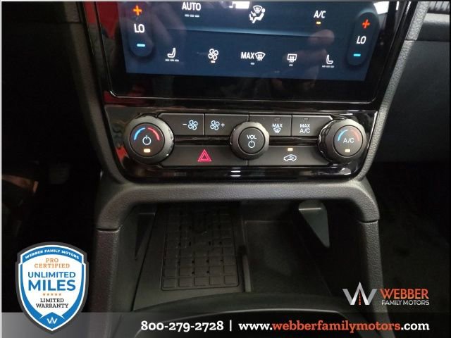 New 2025 Ford Ranger XLT w/ Equipment Group 301A High image 18