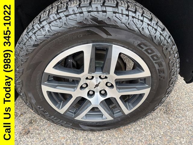 Used 2020 Chevrolet Silverado 1500 LT Trail Boss AWD/4WD image 3