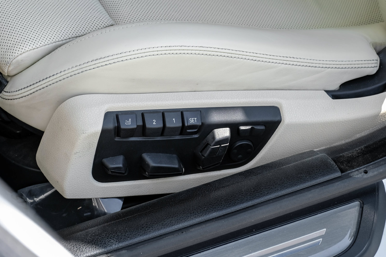 Used 2018 BMW ALPINA B6 xDrive Gran Coupe AWD/4WD image 37
