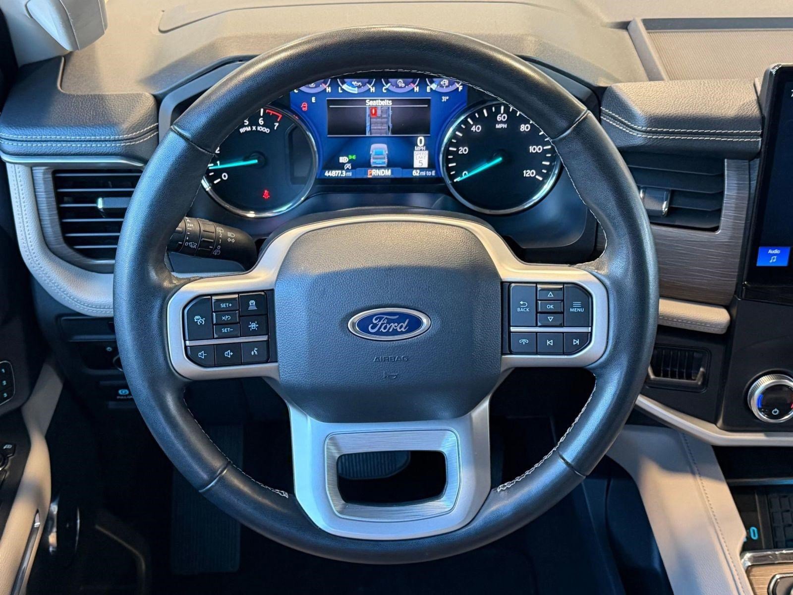 Used 2024 Ford Expedition Limited image 15
