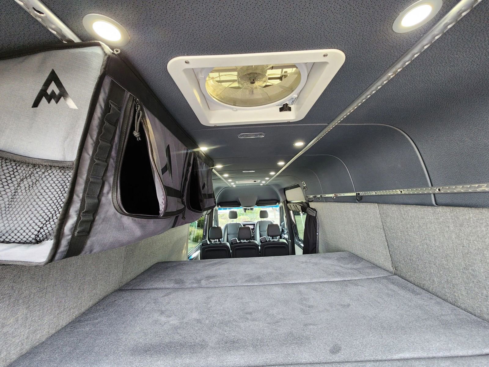 Used 2022 Mercedes-Benz Sprinter 2500 image 37