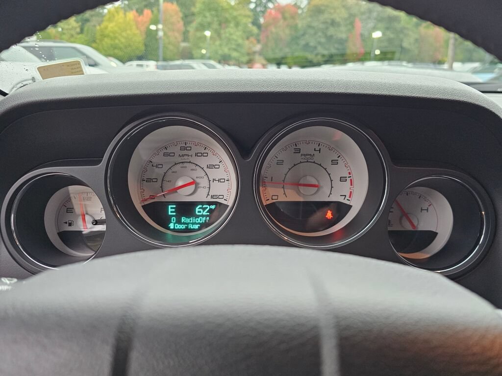 Used 2013 Dodge Challenger R/T Plus RWD image 12