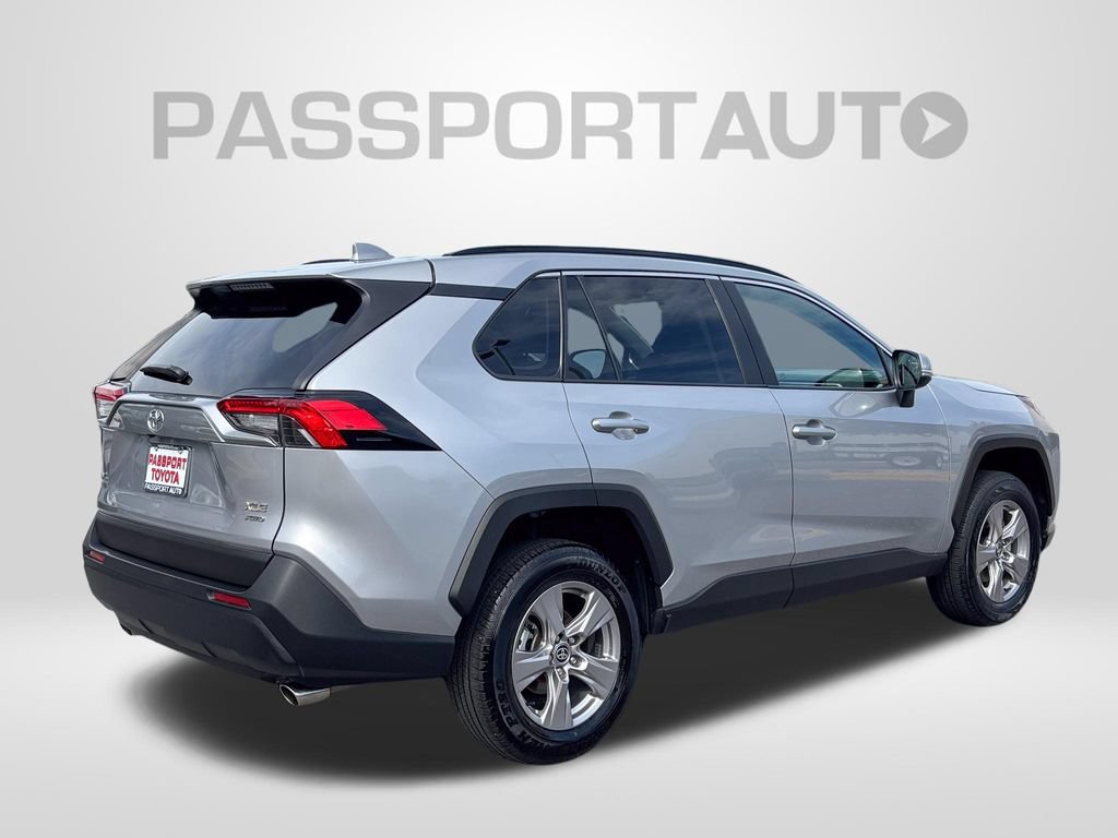 Used 2025 Toyota RAV4 XLE w/ Convenience Package AWD/4WD image 8