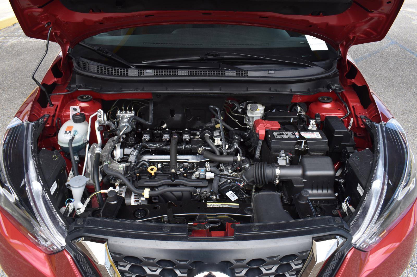 Used 2020 Nissan Kicks SR image 22