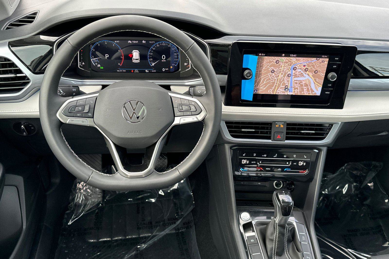 New 2026 Volkswagen Taos SEL image 13