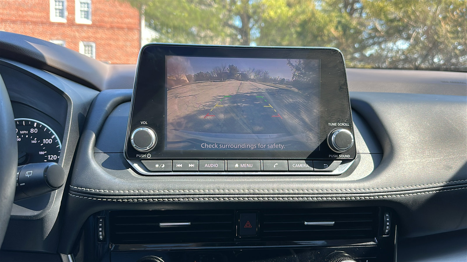 Certified 2022 Nissan Rogue SV w/ SV Premium Package image 19