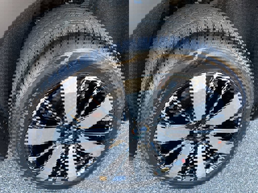 New 2025 Mitsubishi Outlander SE image 11