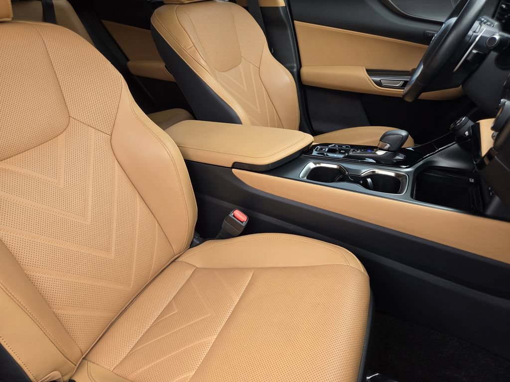 Used 2024 Lexus NX 350h AWD w/ Vision Package image 15