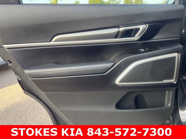 Used 2020 Kia Telluride S w/ S 8 Passenger Seating Package image 23