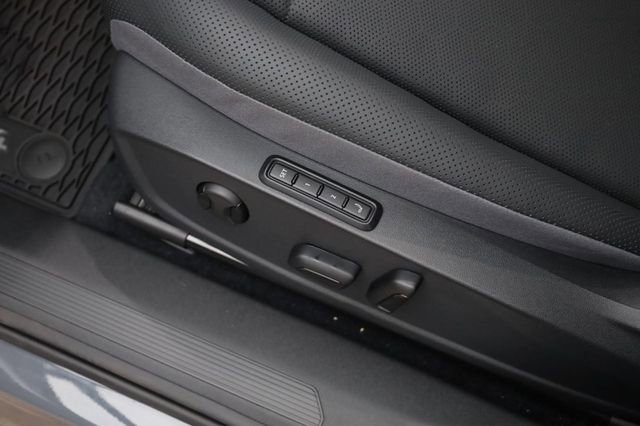 New 2025 Volkswagen ID.4 Pro S image 11