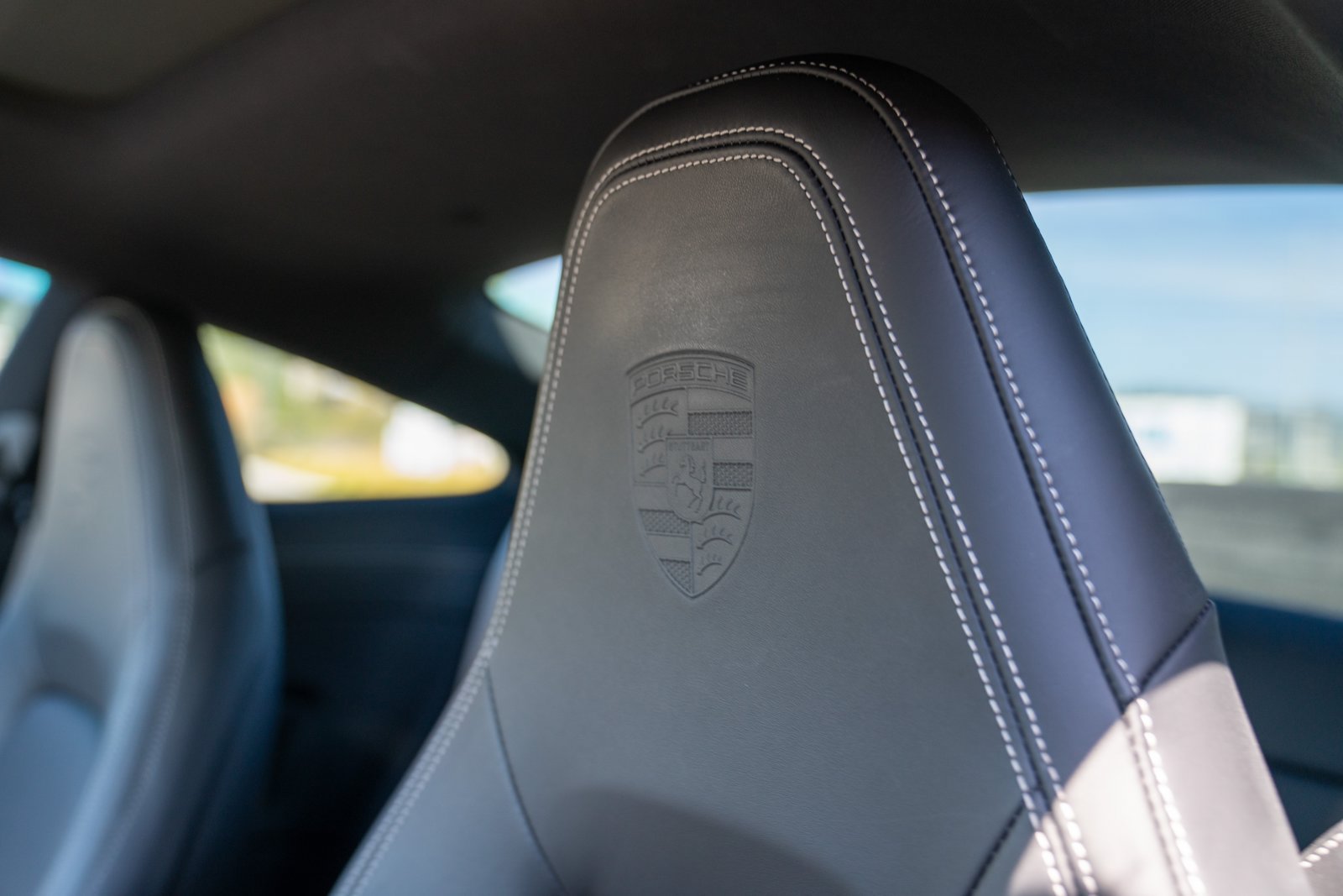 Certified 2025 Porsche 911 Carrera RWD image 13
