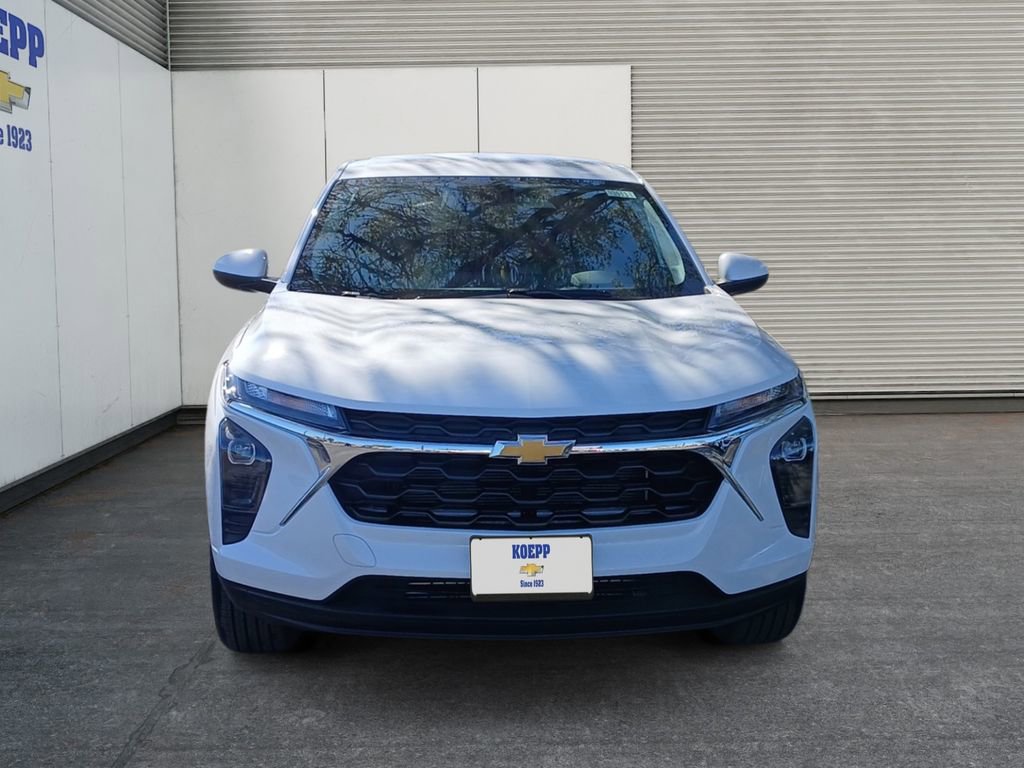 New 2026 Chevrolet Trax LS w/ LS Convenience Package image 8