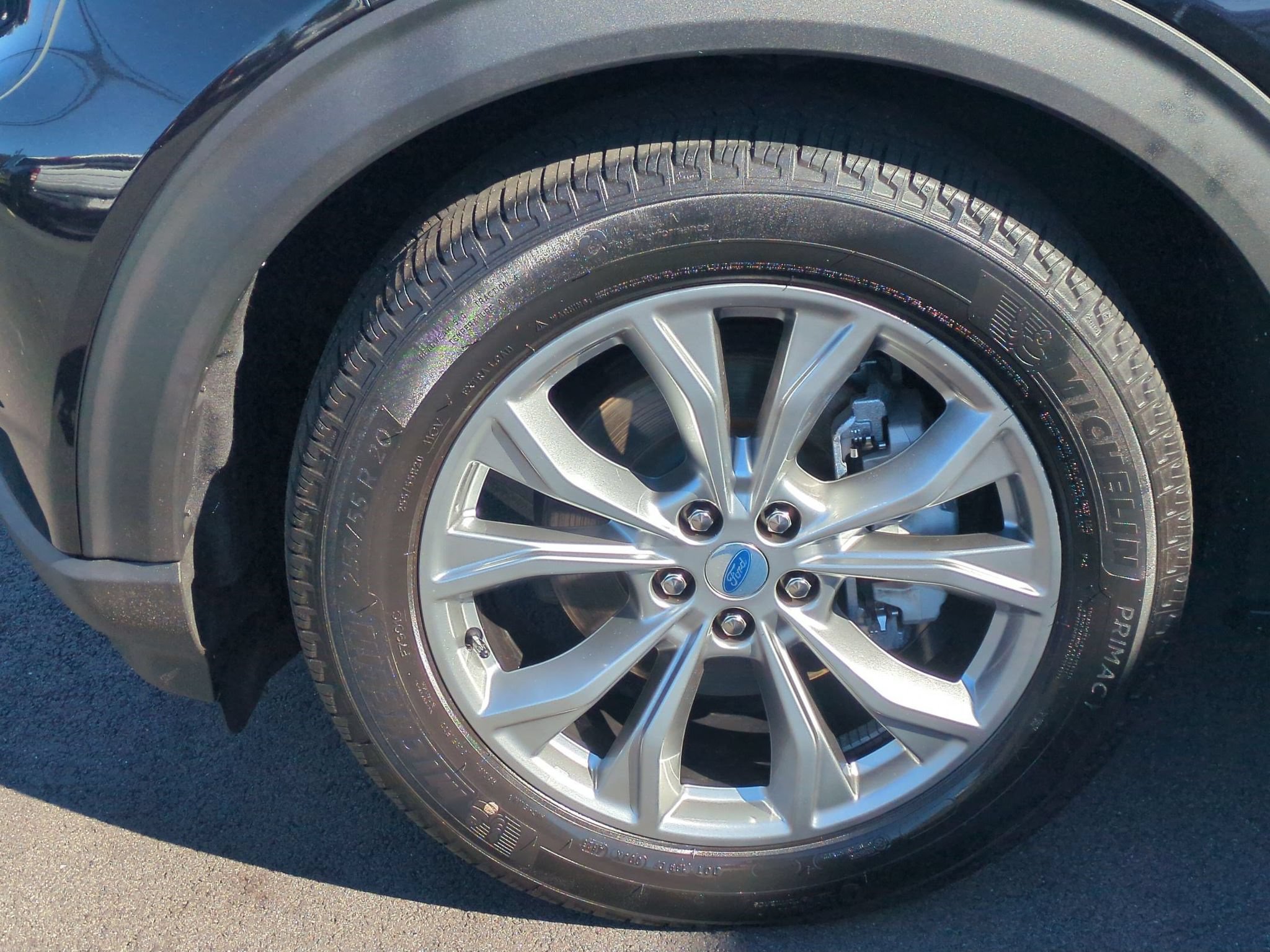 Used 2023 Ford Explorer XLT w/ Equipment Group 202A RWD image 28
