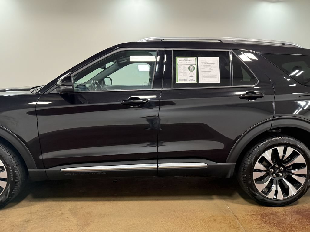 Used 2025 Ford Explorer Platinum w/ LUX Leather Package AWD/4WD image 37