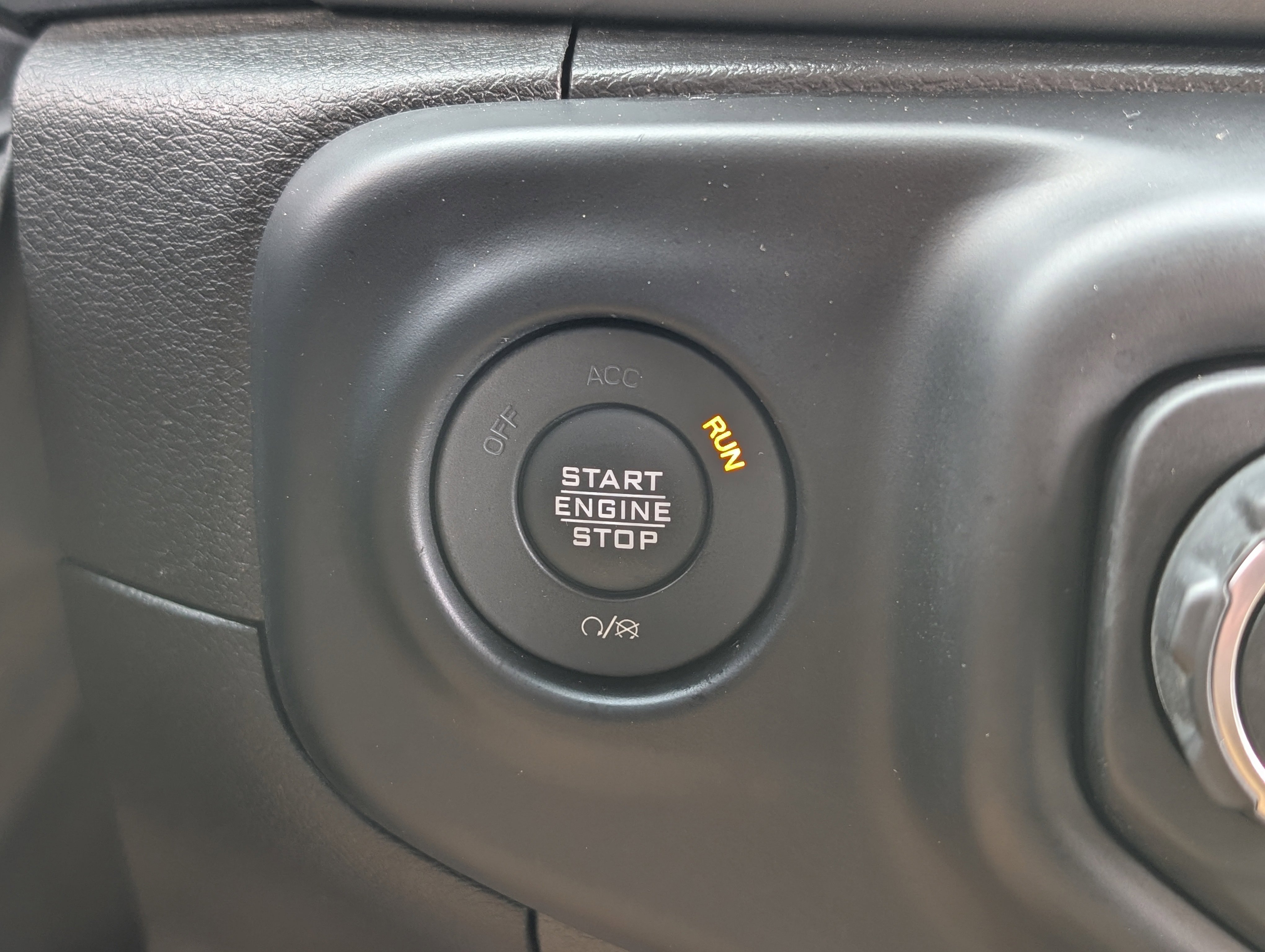 Used 2023 Jeep Wrangler Unlimited Sport image 30