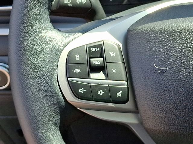 Used 2022 Ford Explorer XLT image 28