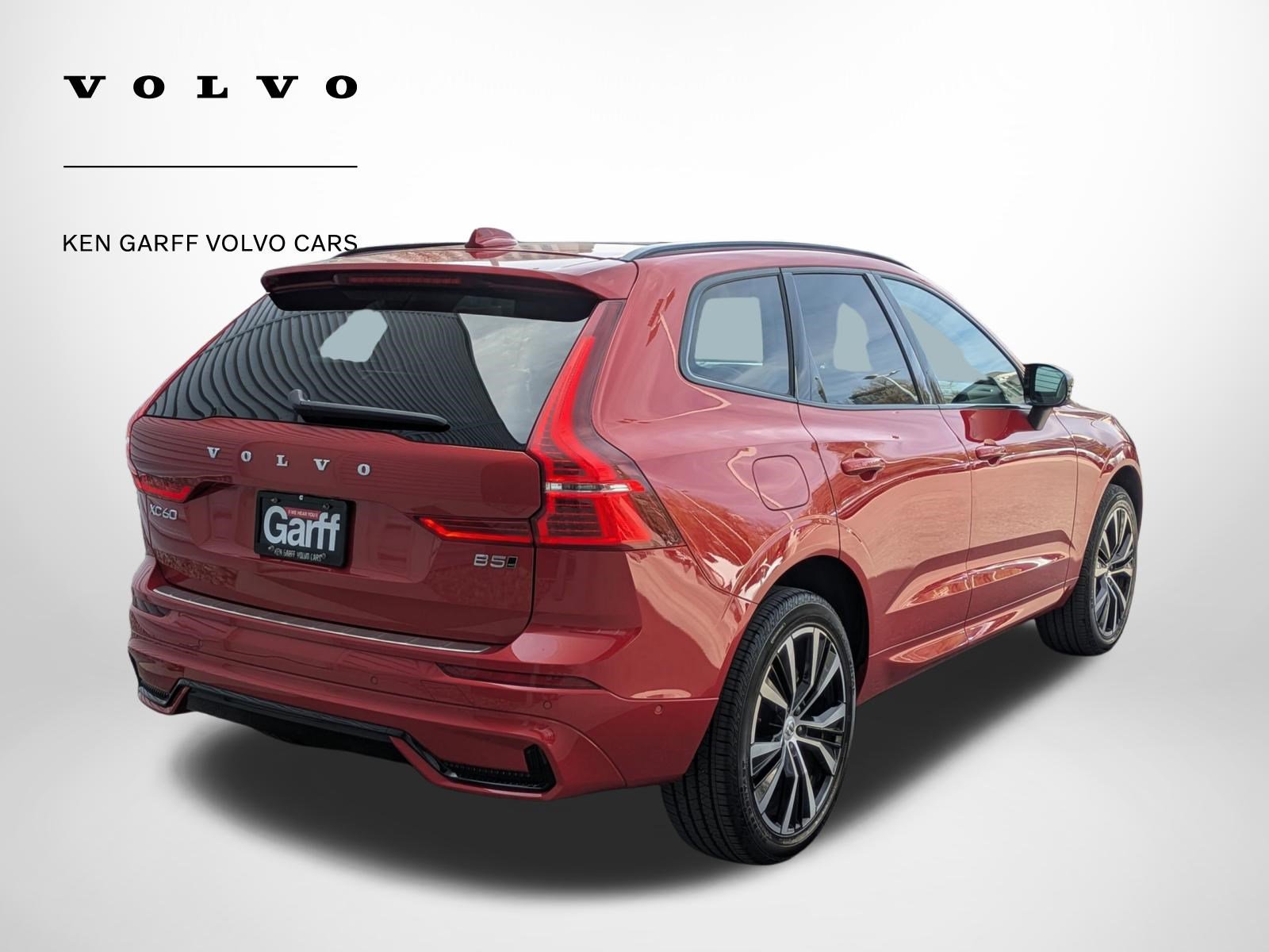 Used 2025 Volvo XC60 B5 Plus w/ Protection Package Premier image 3