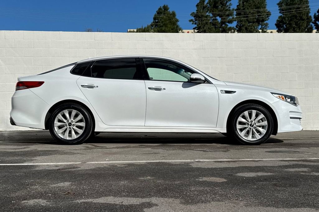 Used 2018 Kia Optima EX image 6