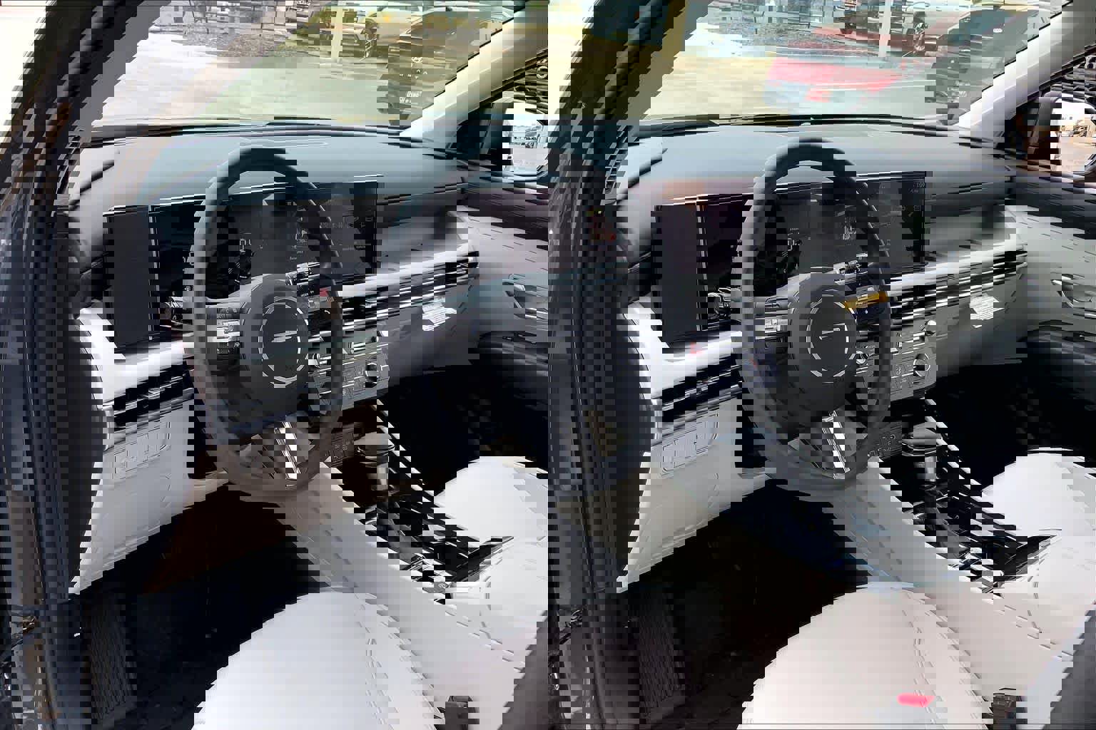 Used 2026 Hyundai Tucson SE image 18