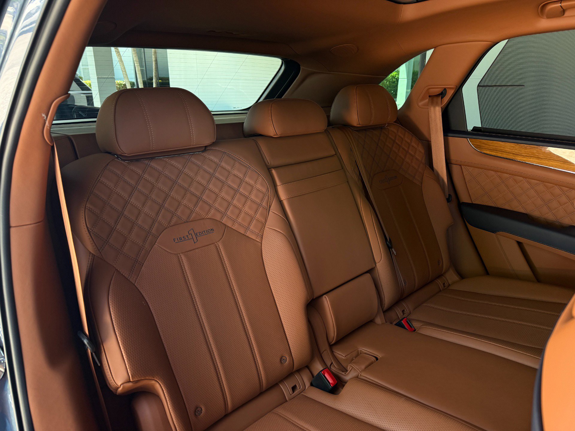 Used 2021 Bentley Bentayga AWD/4WD image 41