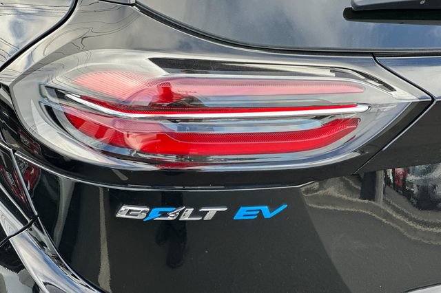 Used 2023 Chevrolet Bolt LT FWD image 30