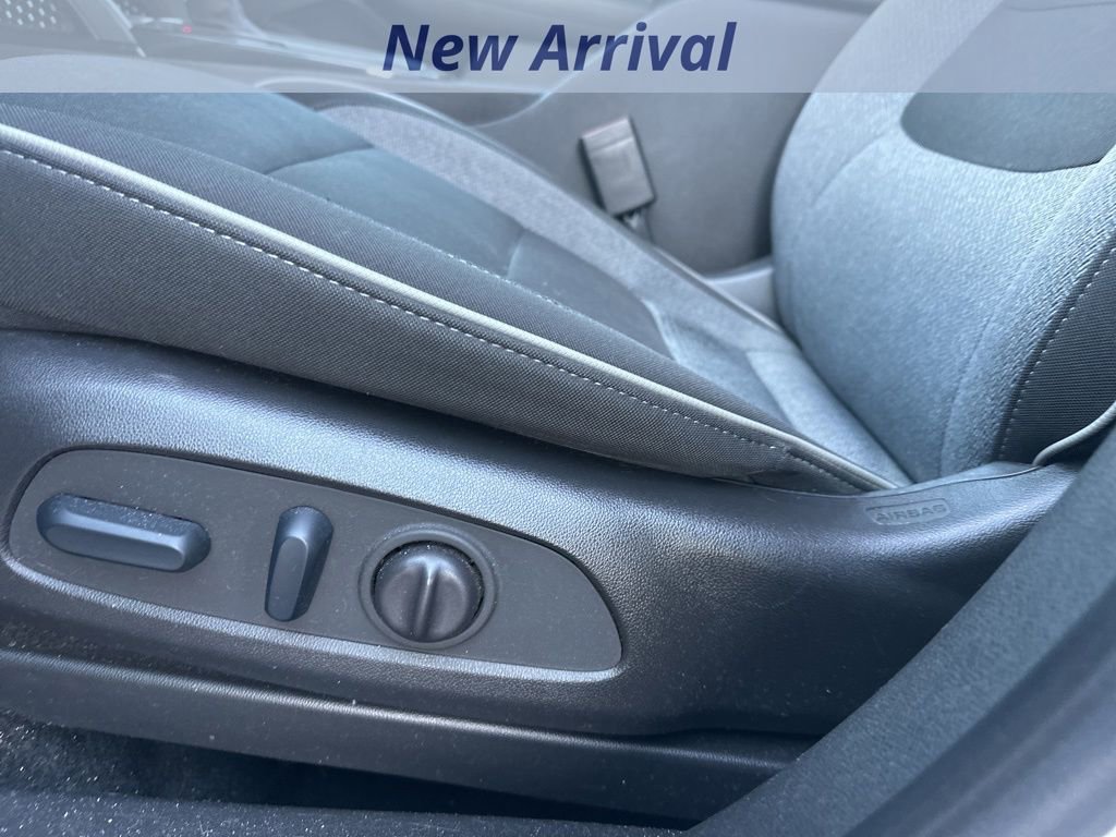 Used 2023 Chevrolet TrailBlazer LT w/ Convenience Package image 12