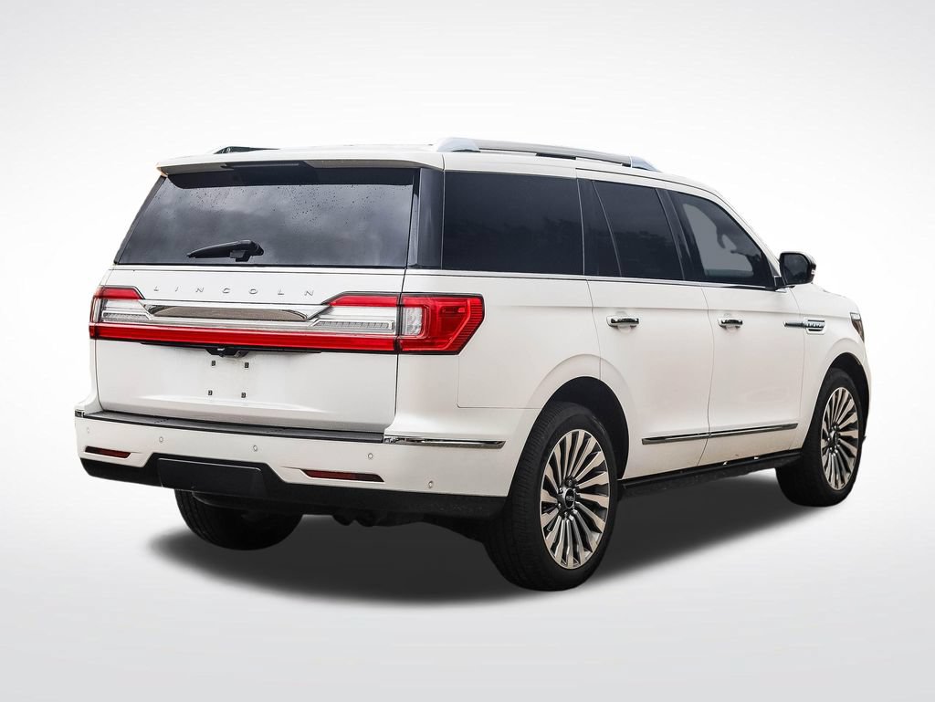 Used 2019 Lincoln Navigator Reserve AWD/4WD image 5