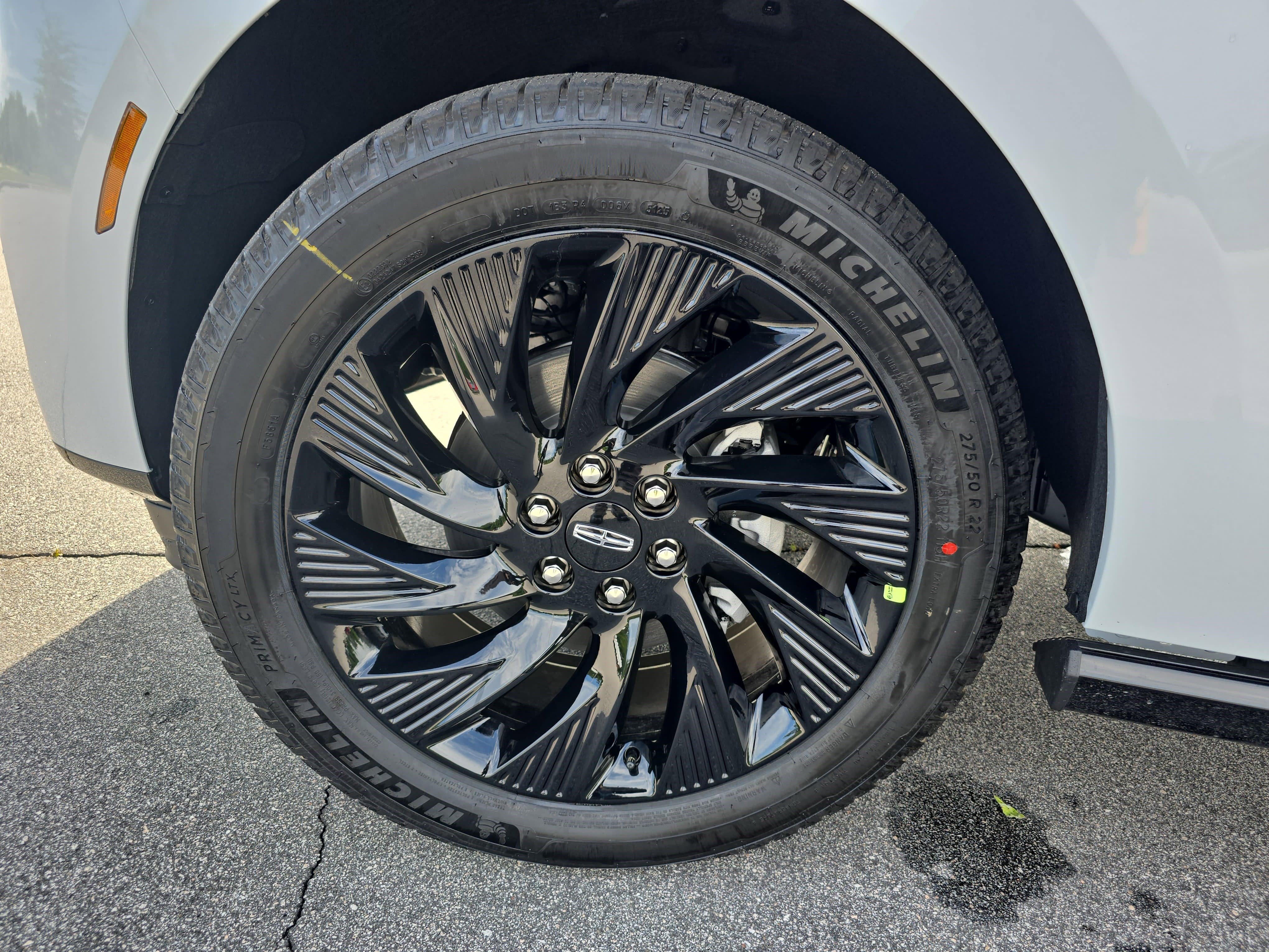New 2026 Lincoln Navigator Reserve w/ Jet Appearance Package AWD/4WD image 35