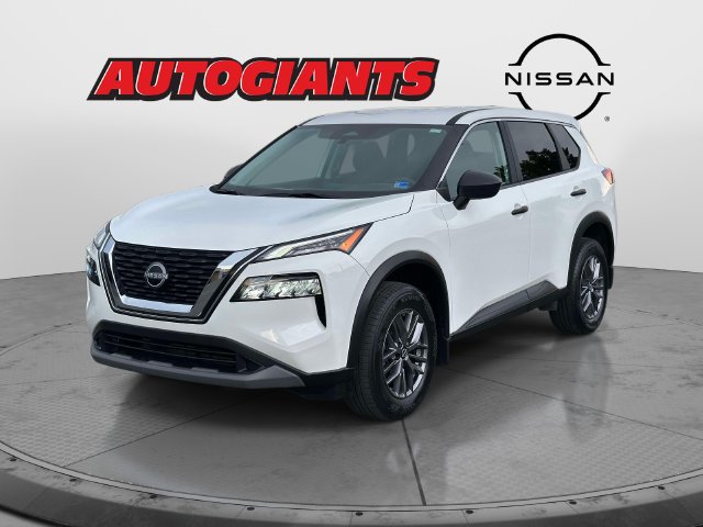 Used 2023 Nissan Rogue S AWD/4WD image 7
