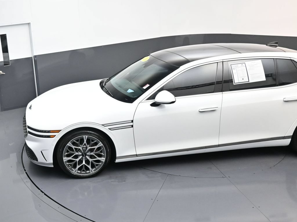 Used 2024 Genesis G90 3.5T AWD/4WD image 23