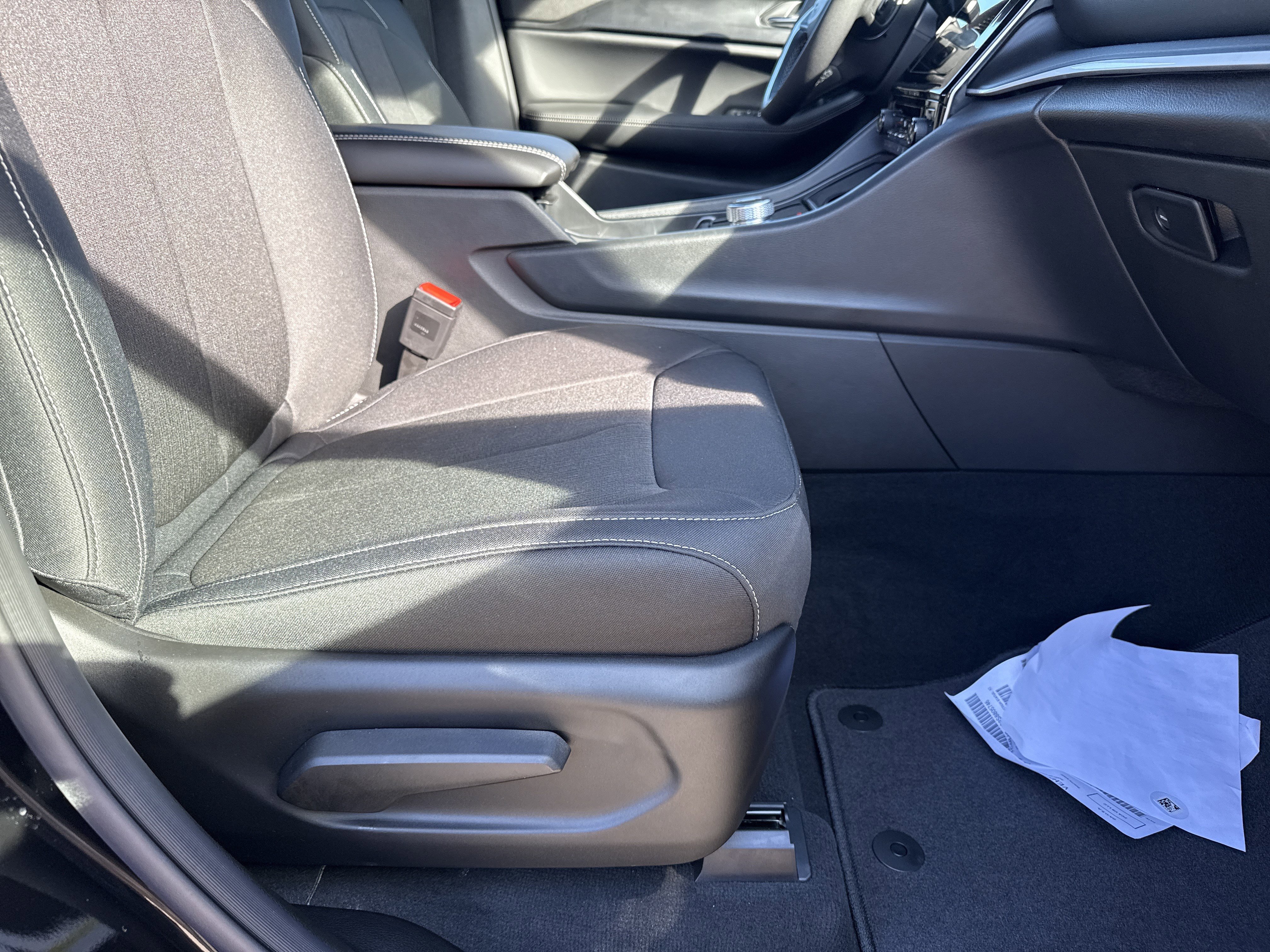 New 2025 Jeep Grand Cherokee Laredo image 14