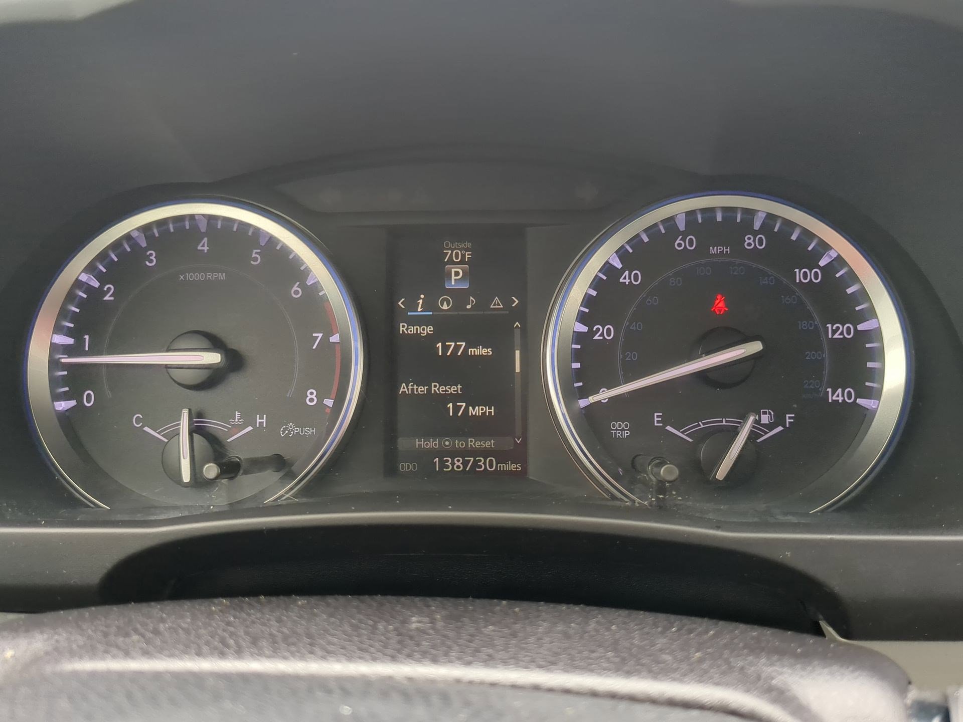 Used 2016 Toyota Highlander XLE FWD image 14