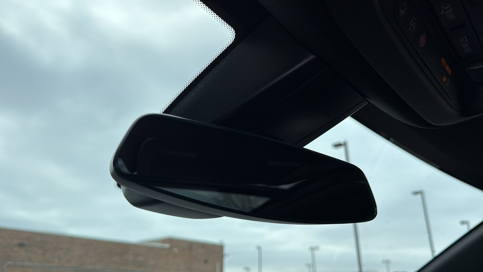 Certified 2025 Cadillac XT5 Premium Luxury image 28