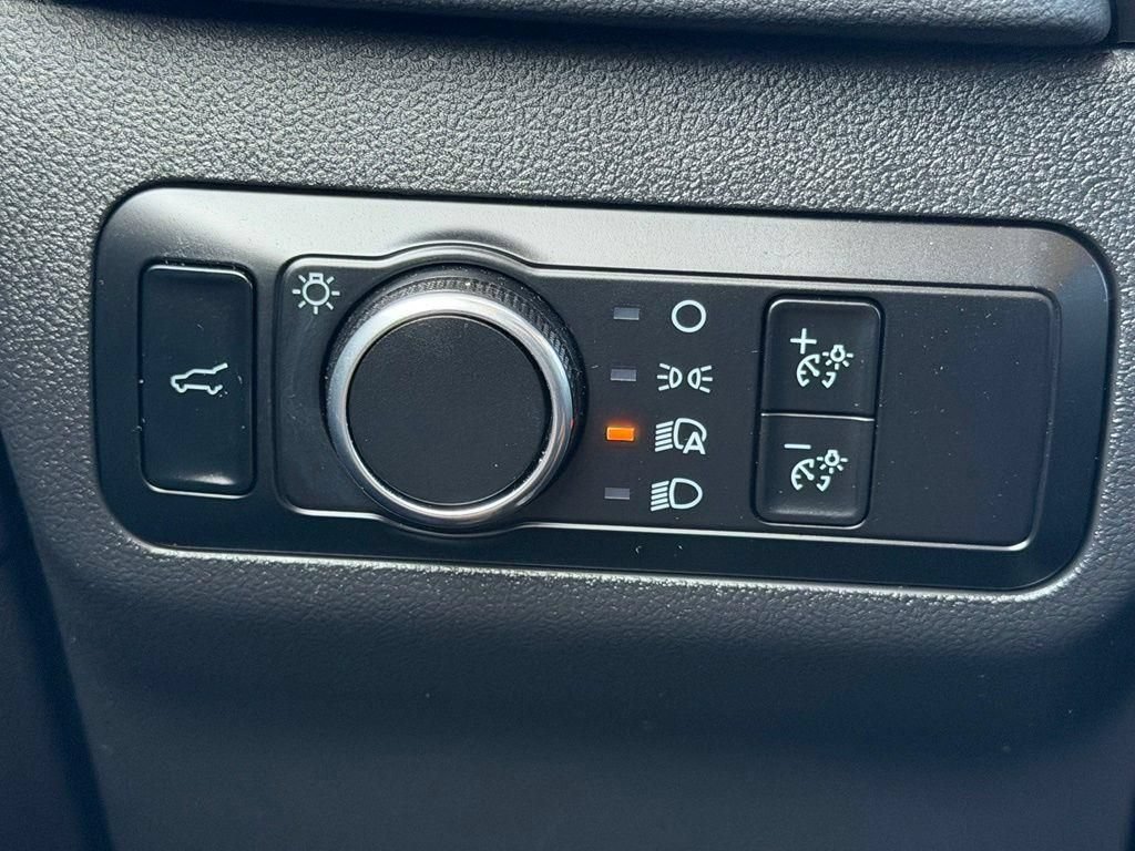 Used 2024 Ford Escape Active AWD/4WD image 18