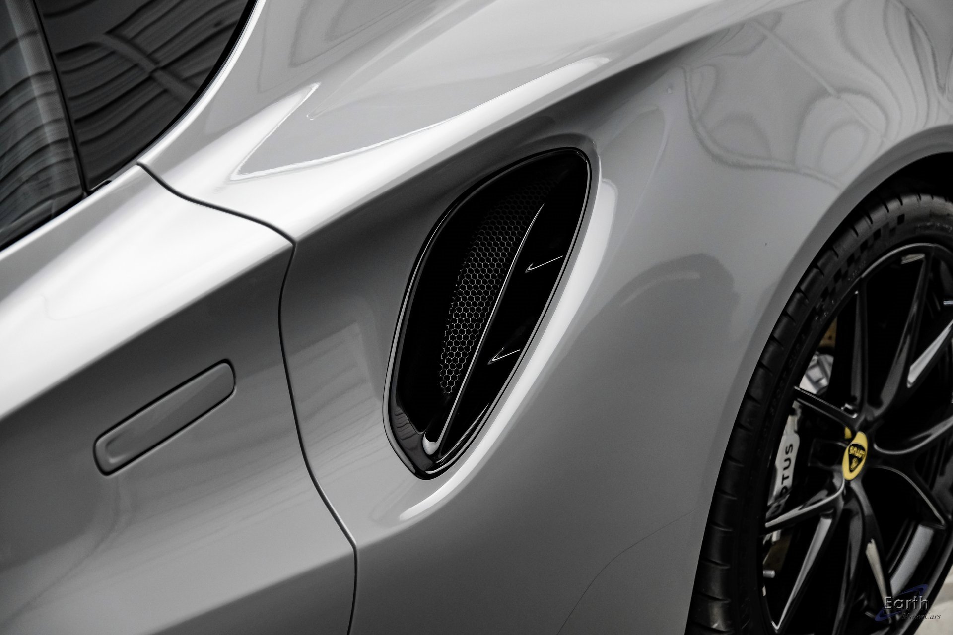 Used 2024 Lotus Emira First Edition image 32