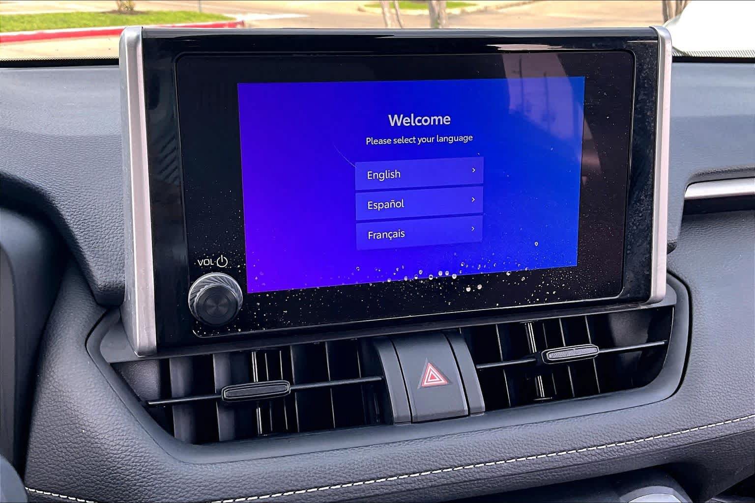 Used 2024 Toyota RAV4 XLE FWD image 31