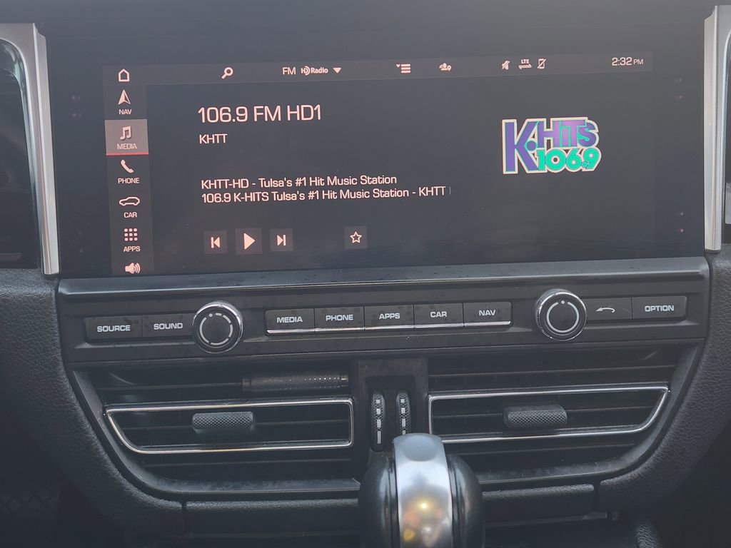 Used 2020 Porsche Macan S image 20