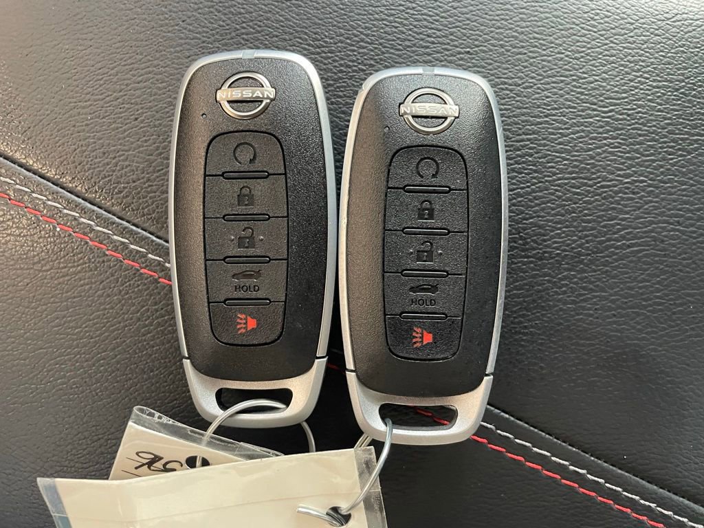 Used 2026 Nissan Sentra SR w/ Floor Mat Package FWD image 18