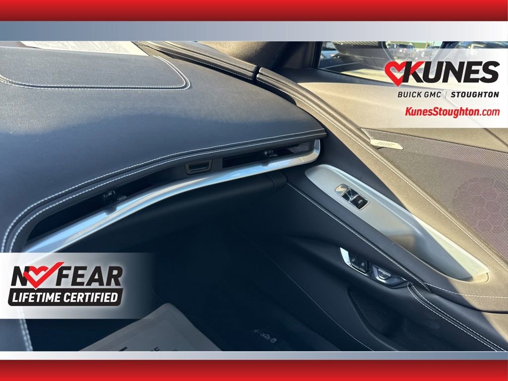 Used 2021 Chevrolet Corvette Stingray Convertible w/ Z51 Performance Package RWD image 34