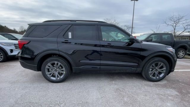 New 2026 Ford Explorer Active w/ Active Comfort Package image 9
