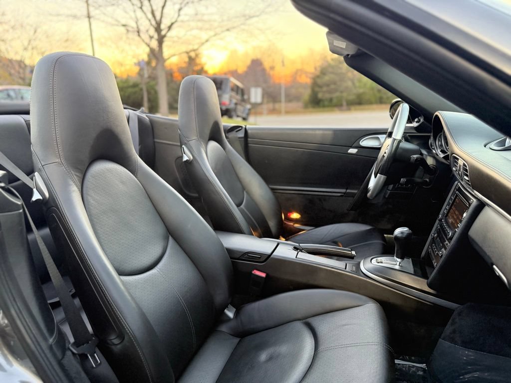 Used 2009 Porsche 911 Turbo AWD/4WD image 39